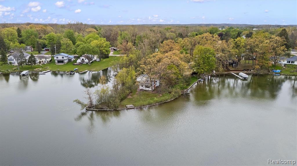 3332 Horrell Court, Fenton, MI 48430 — Photo 17