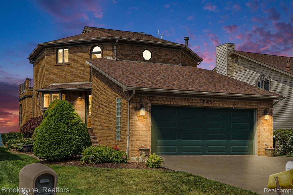 32315 N River Road, Harrison Township, MI — Photo 3
