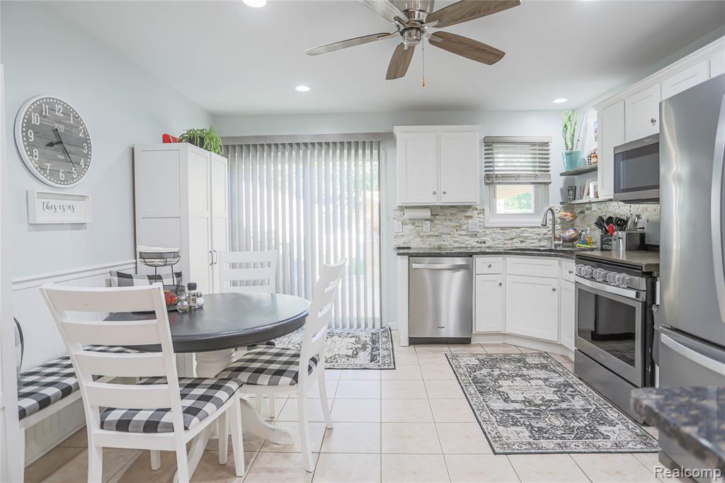 39567 Macomber Street, Harrison Township, MI — Photo 14
