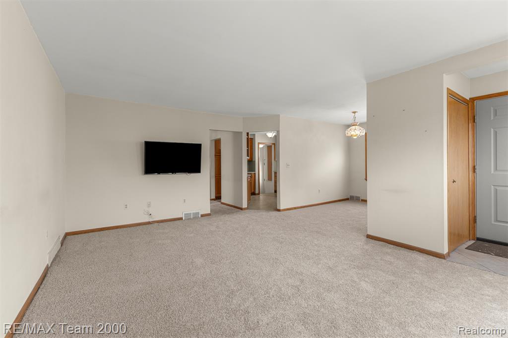 4028 18th Street, Wyandotte, MI 48192 — Photo 4