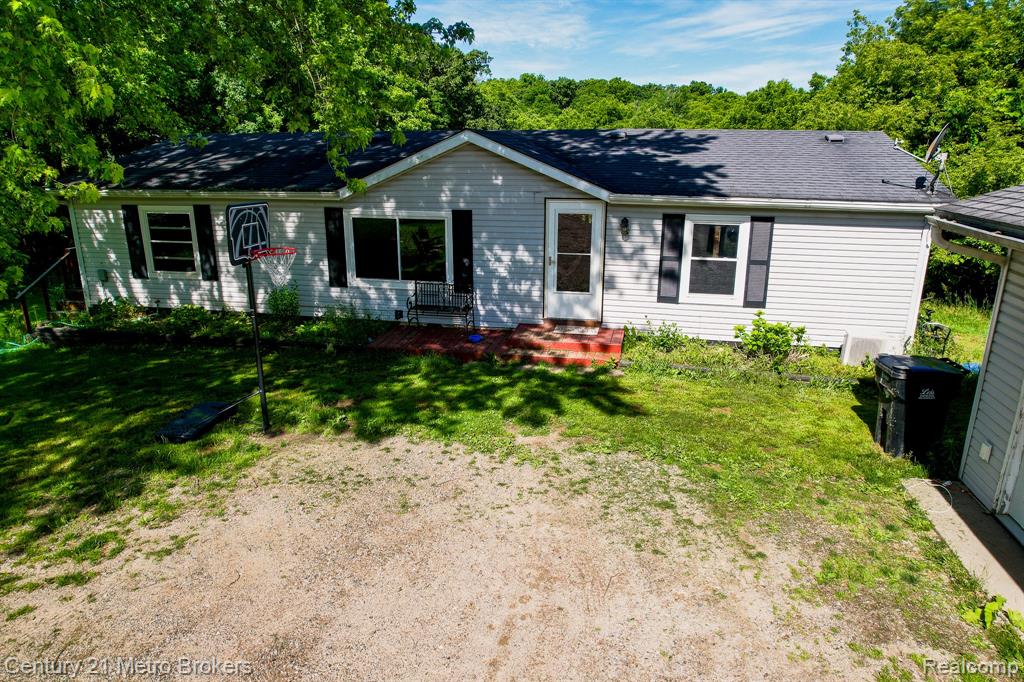 6100 Otis Lake Road, Delton, MI 49046 — Photo 2