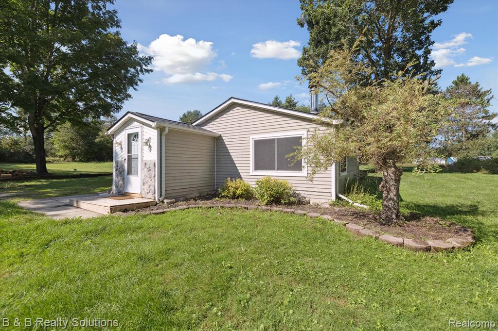 5159 Millis Road, North Branch, MI 48461 — front exterior