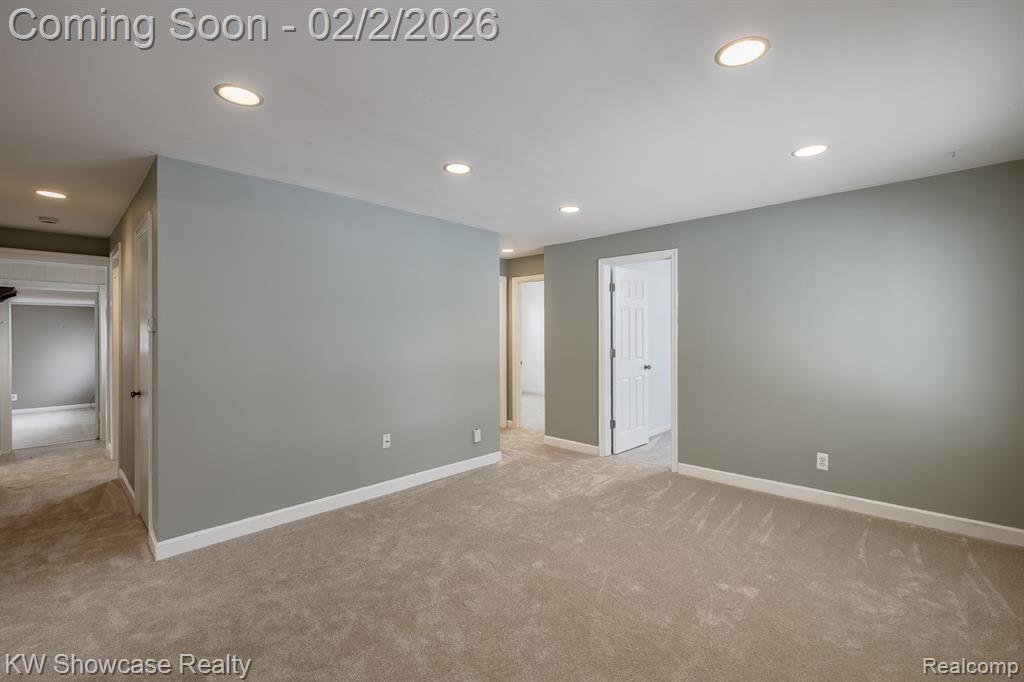 2161 E Euna, Wixom, MI 48393 — Photo 4