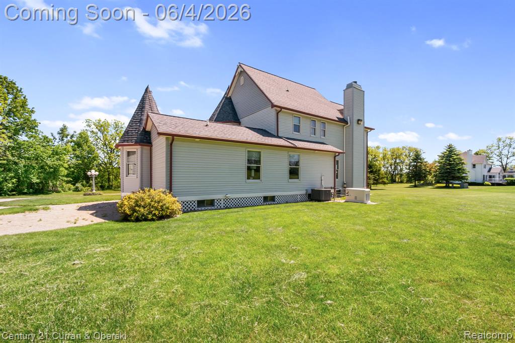 53375 Martha Lane, Northville, MI 48167 — Photo 54