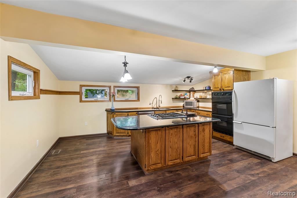 6630 Russell Drive, Caseville, MI 48725 — Photo 7