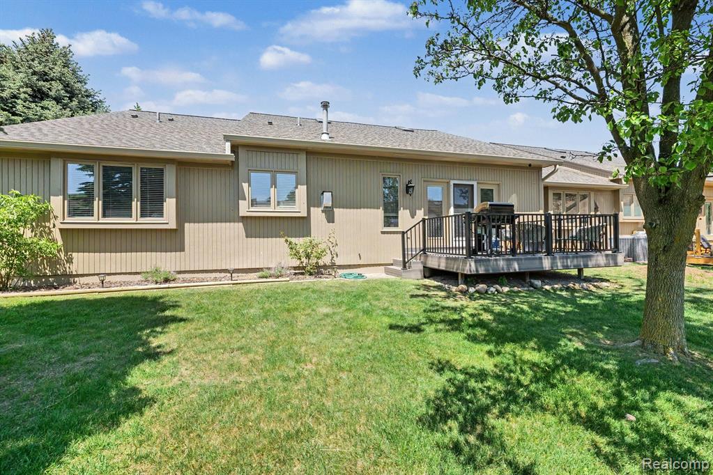 4337 Elaine Court, Utica, MI 48316 — Photo 37