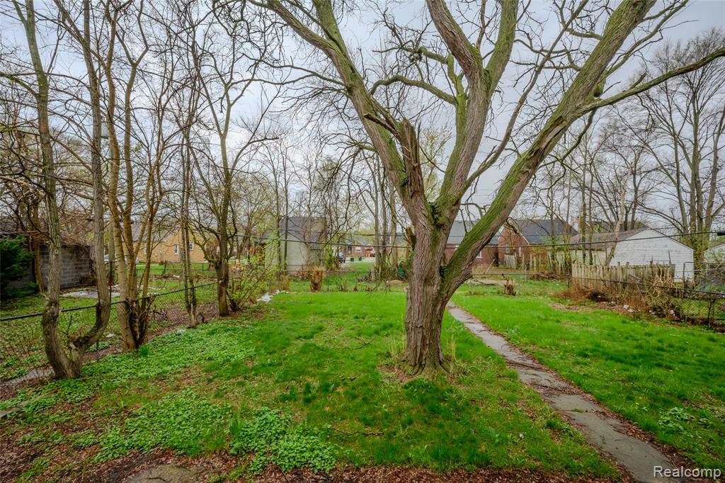 14720 E State Fair Street, Detroit, MI 48205 — Photo 10