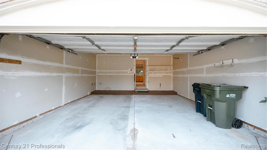 4193 Shorebrook Drive, #68, Sterling Heights, MI 48314 — Photo 38
