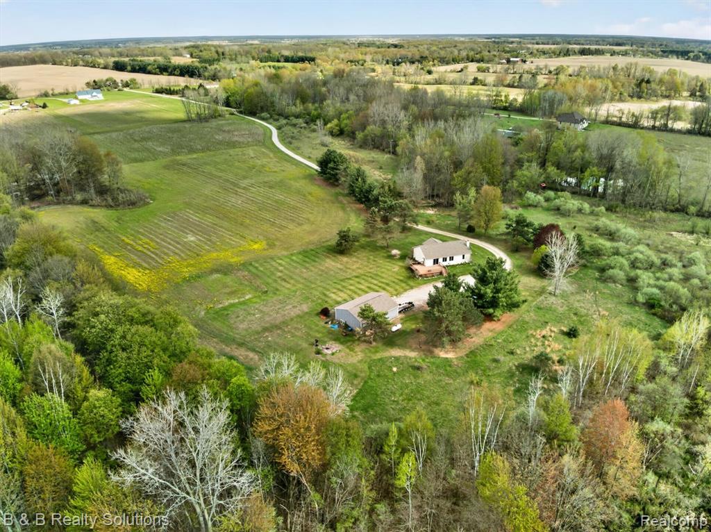 2927 N Blacks Corners Road, Imlay City, MI 48444 — Photo 47