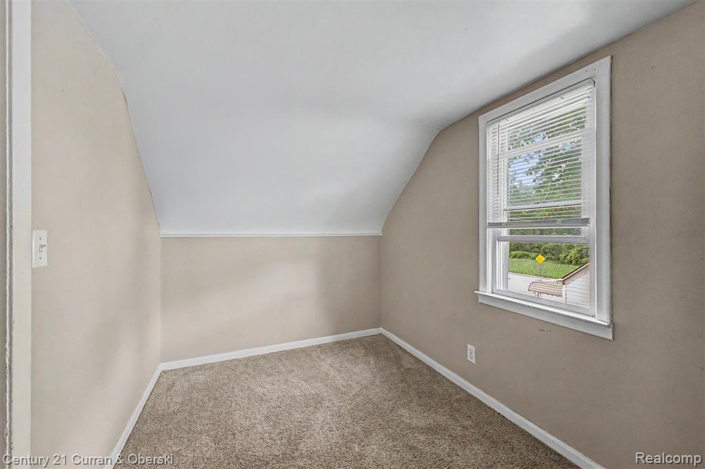 5160 Hazel Street, Dearborn Heights, MI 48125 — Photo 15