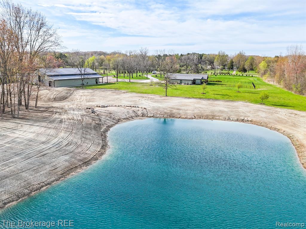 6179 W CARPENTER Road, Flushing, MI 48433 — Photo 18