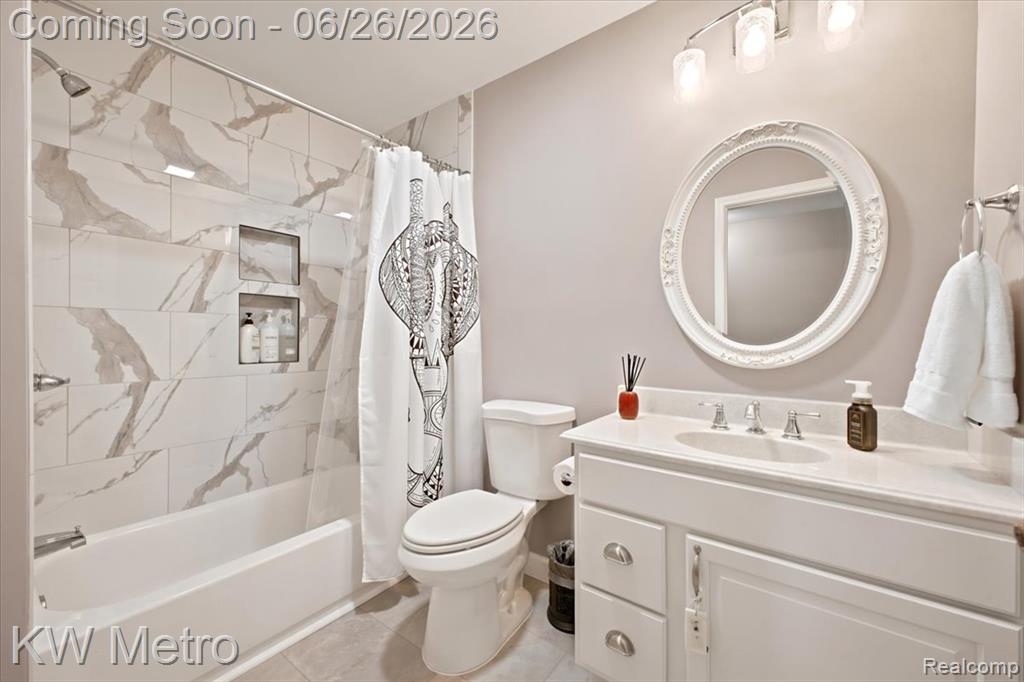 517 Macwilliams Lane, Royal Oak, MI 48067 — Photo 27