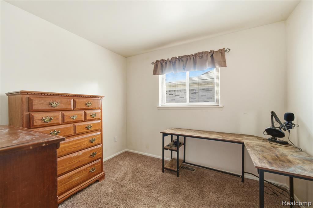 32138 Glaser Road, Rockwood, MI — Photo 18