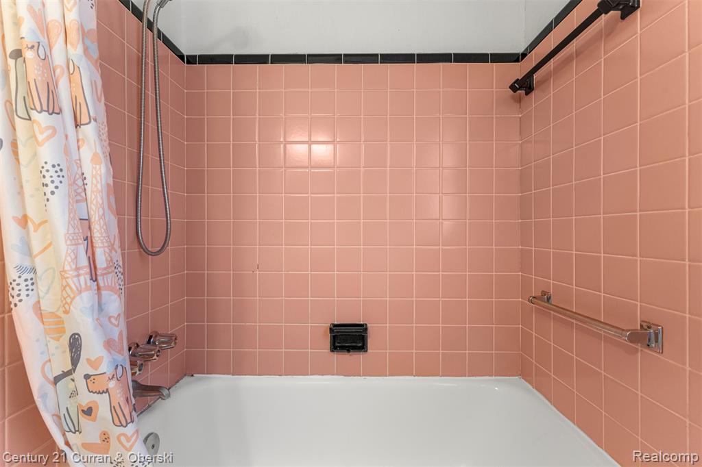 9299 Becker Avenue, Allen Park, MI 48101 — Photo 26