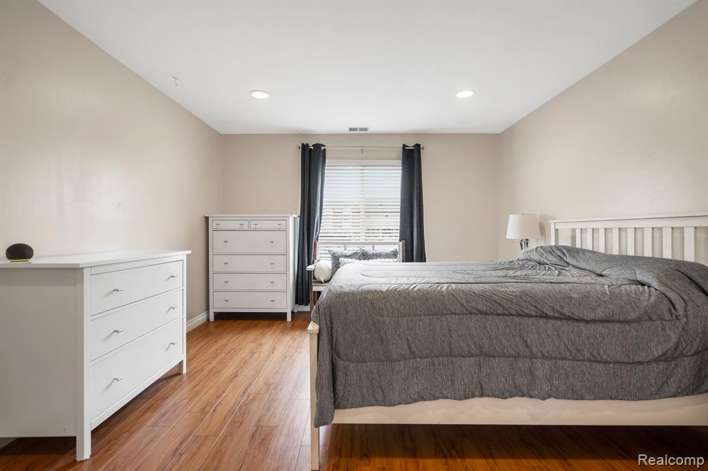 44435 SAVERY Drive, Canton, MI 48187 — Photo 10