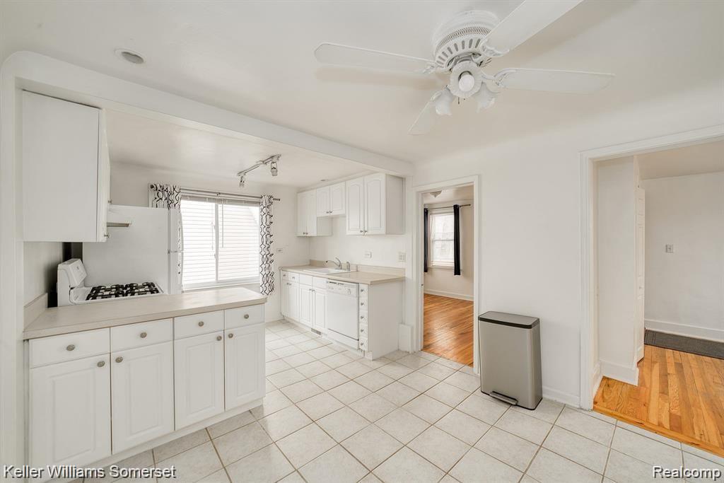790 Jewell (upper) Street, Ferndale, MI 48220 — Photo 8