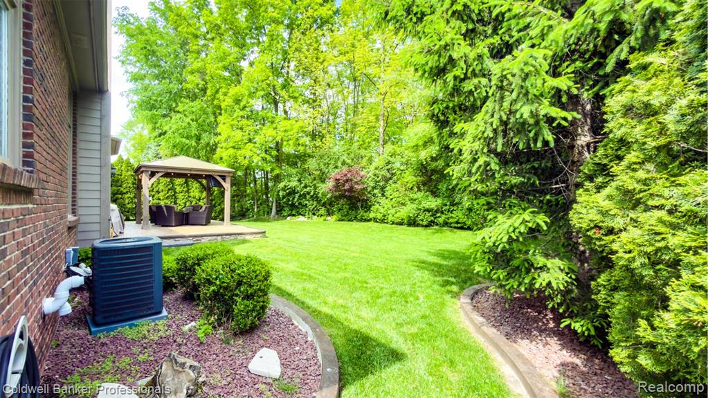 43662 Vintners Place Drive, Sterling Heights, MI 48314 — Photo 61