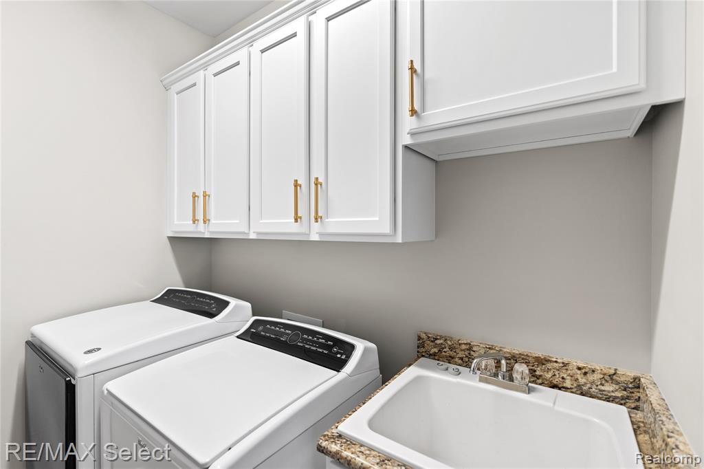 9059 Pine Valley Drive, Grand Blanc, MI 48439 — Photo 18