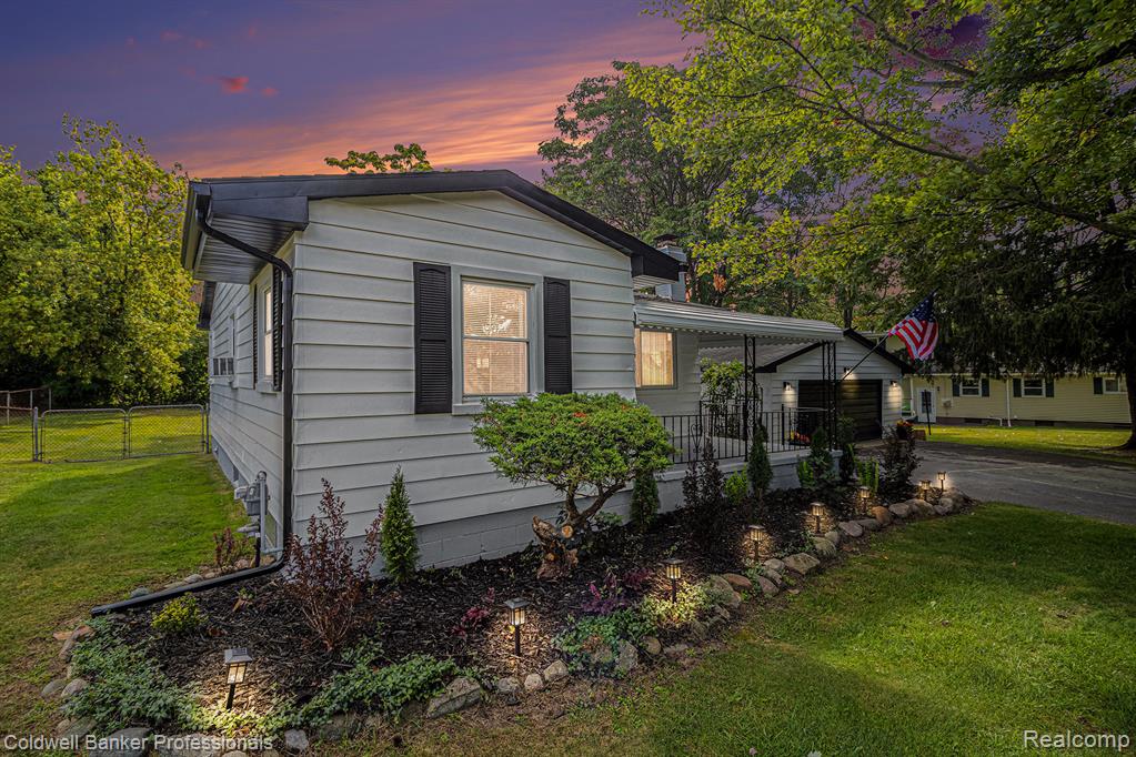 2761 Gorlad Street, Orion, MI — Photo 8