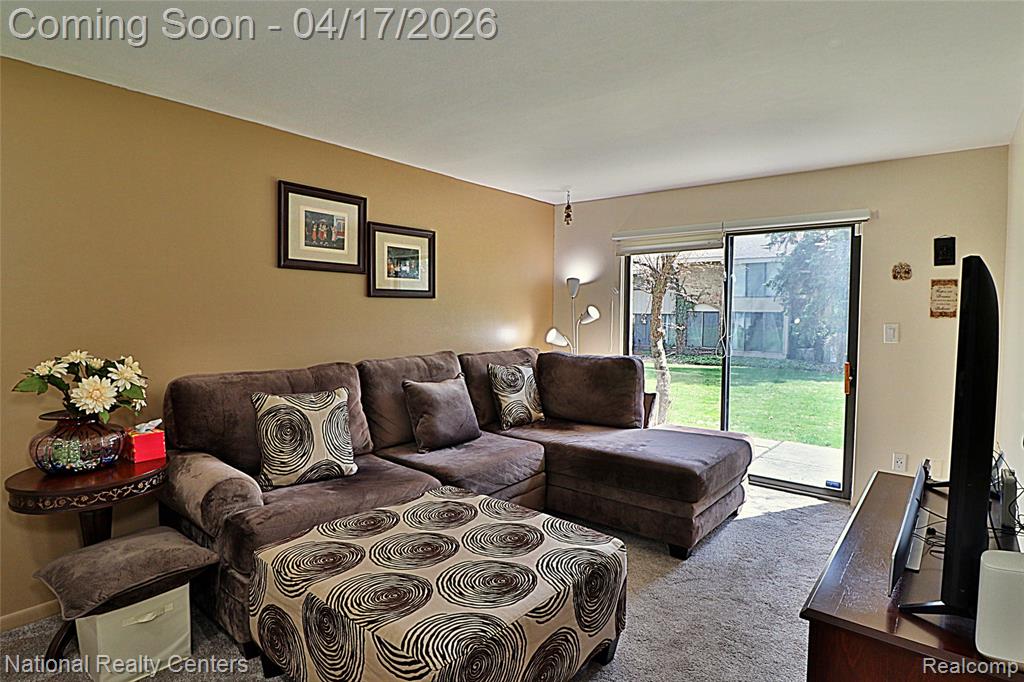 7309 Creek View Circle, West Bloomfield, MI — Photo 15