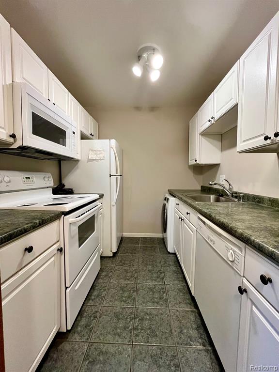 9999 ALLEN POINTE Drive, Allen Park, MI 48101 — Photo 9