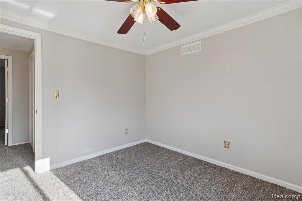 824 Kings Way, Canton, MI 48188 — Photo 34