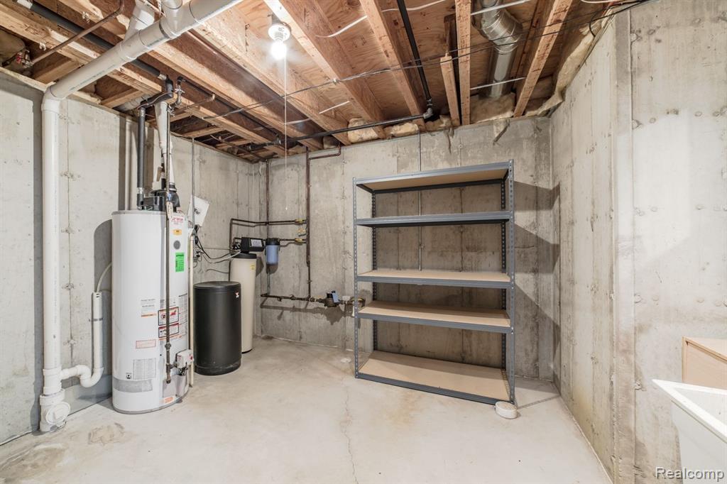 7191 ELDERWOOD Circle, Clarkston, MI — Photo 50