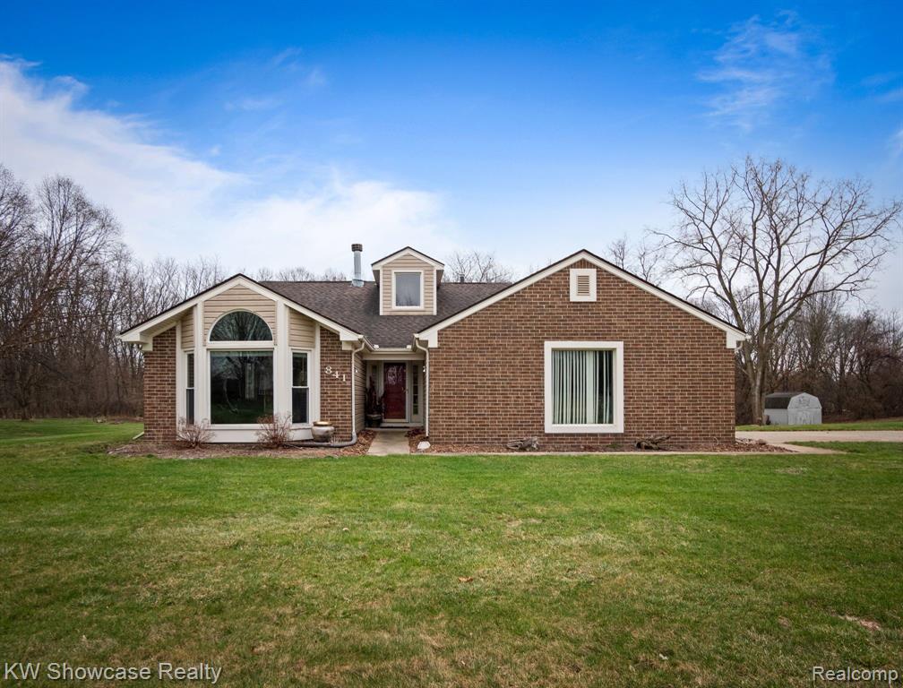 841 GOLDEN Drive, White Lake, MI — Photo 4