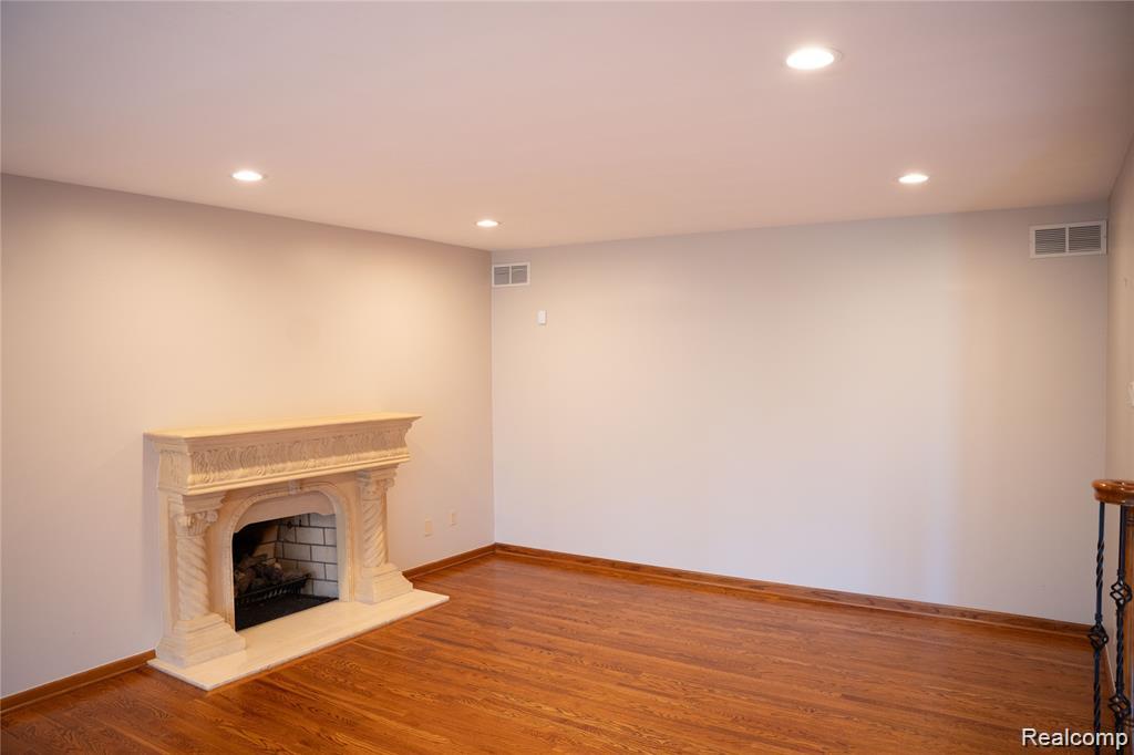 6651 Arlington Drive, West Bloomfield, MI — Photo 23