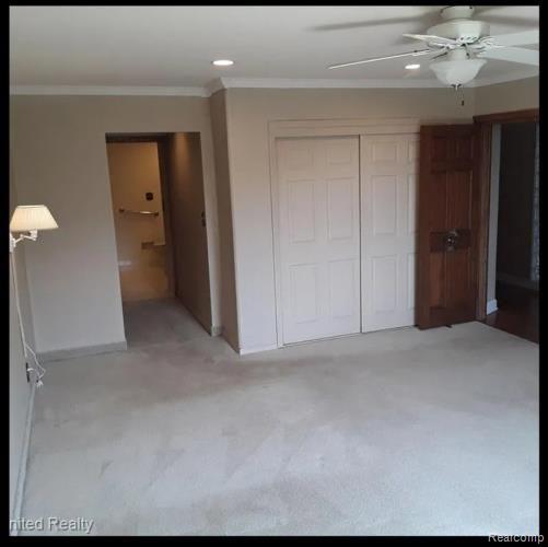 43100 12 OAKS CRESCENT Drive, 4011, Novi, MI 48377 — Photo 4