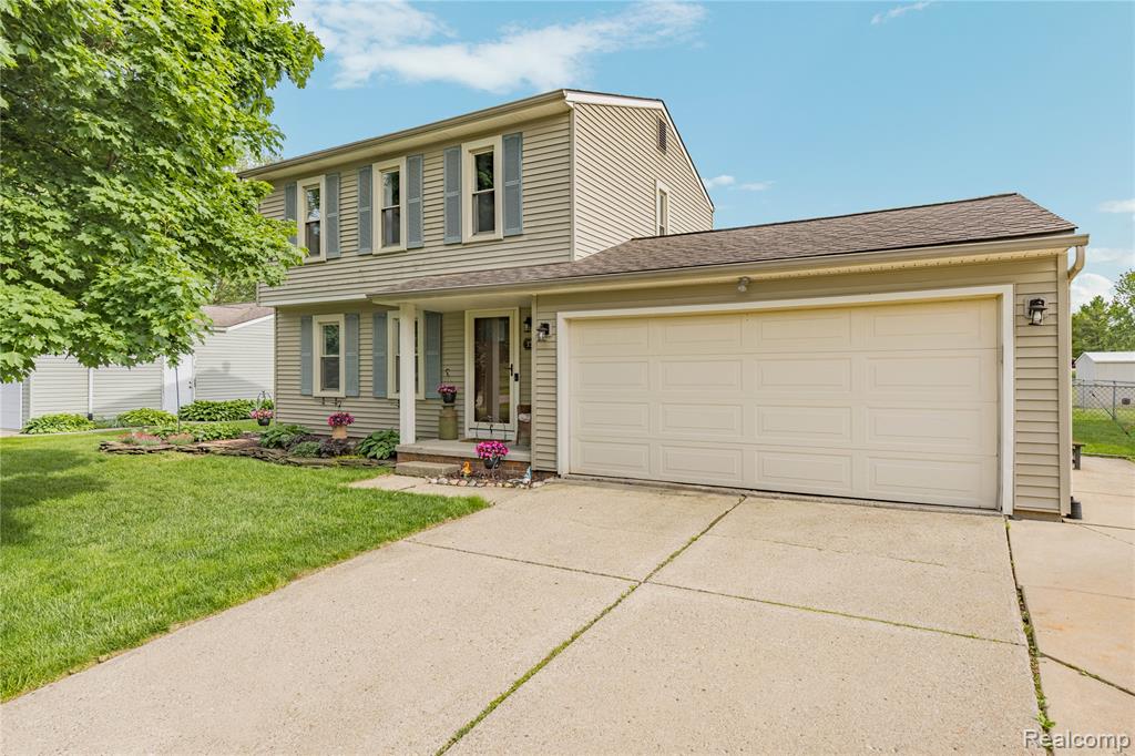 3553 Loon Lake Road, Wixom, MI 48393 — Photo 2