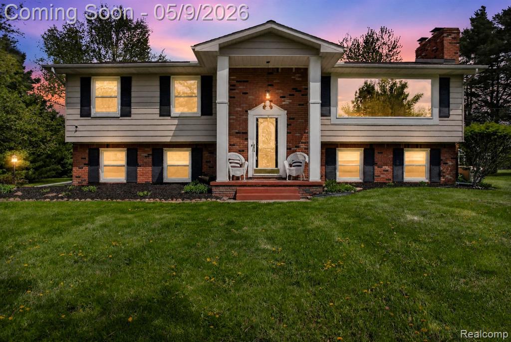 1180 N Hurd Road, Ortonville, MI 48462