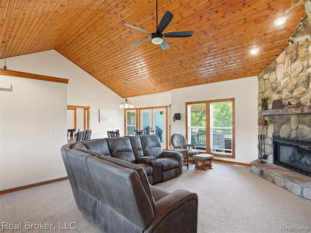 7271 Ray Road, Swartz Creek, MI 48473 — Photo 18