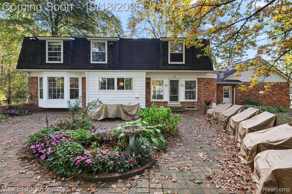 521 Kingsley Trail, Bloomfield Hills, MI 48304 — Photo 40