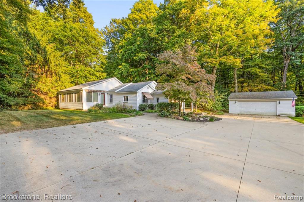 728 E Romeo Road, Oakland, MI — Photo 46
