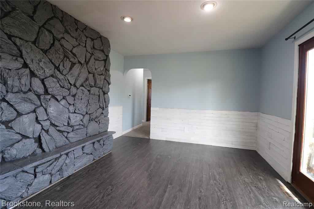 2595 Yargerville Road, La Salle, MI — Photo 12