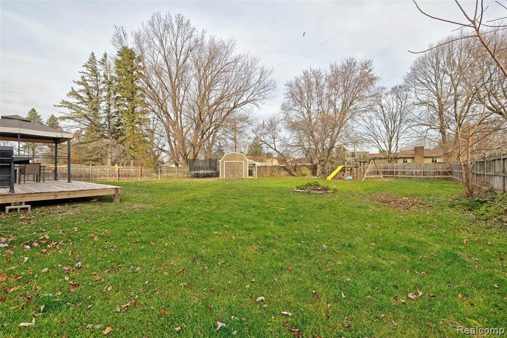 5379 Linden Road, Swartz Creek, MI 48473 — Photo 42