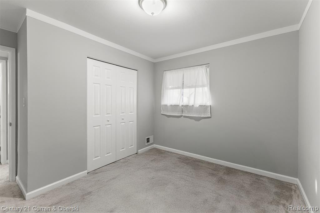 7120 Jackson Avenue, Taylor, MI 48180 — Photo 6