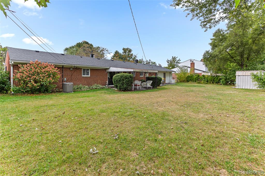 40610 Rock Hill Street, Novi, MI — Photo 36