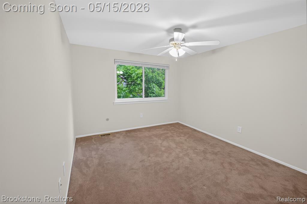 37643 Charter Oaks Boulevard, Clinton Twp, MI 48036 — Photo 20