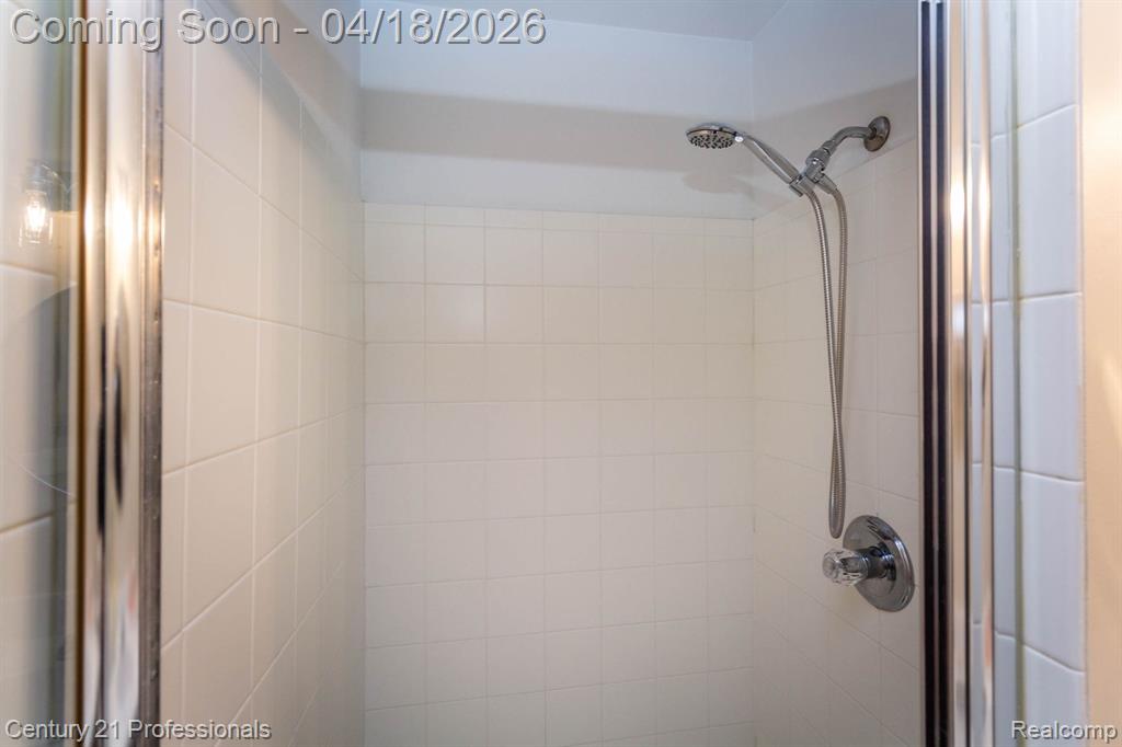 57160 Megan Drive, Washington, MI — Photo 24