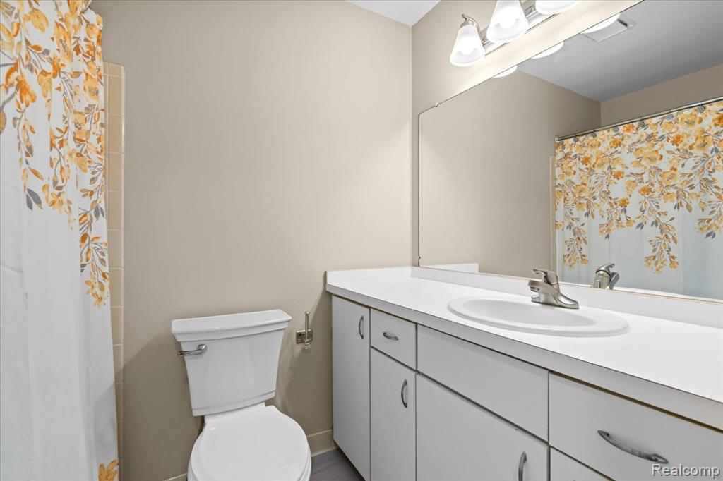 50105 N Jimmy Court, New Baltimore, MI 48047 — Photo 20
