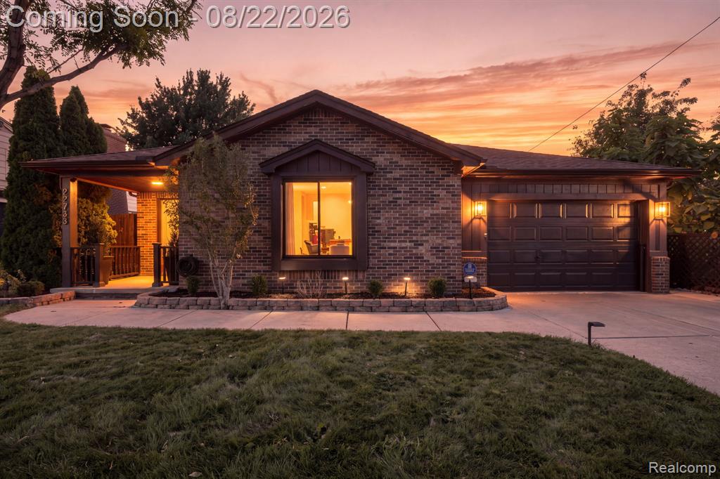 22733 Ridgeway Street, Saint Clair Shores, MI 48080