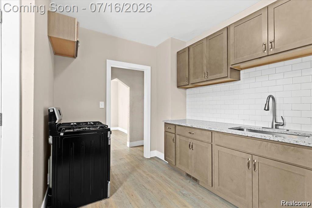 4810 Lenox Street, Detroit, MI 48215 — Photo 10
