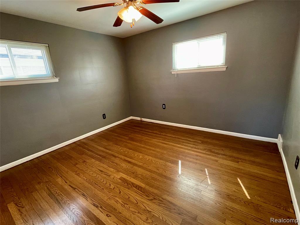 9964 Fox Avenue, Allen Park, MI 48101 — Photo 21