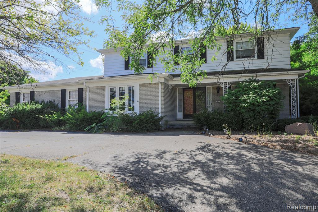 4015 Pinehurst Drive, West Bloomfield, MI — Photo 22