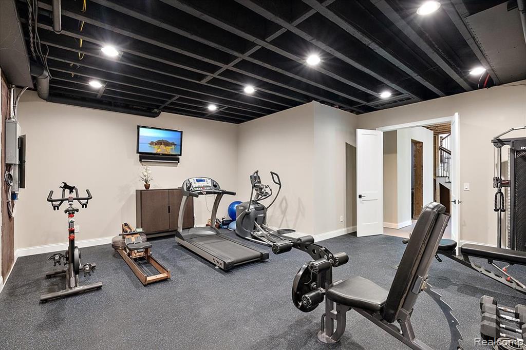 6301 Bridle Path, Grand Blanc, MI 48439 — Photo 54