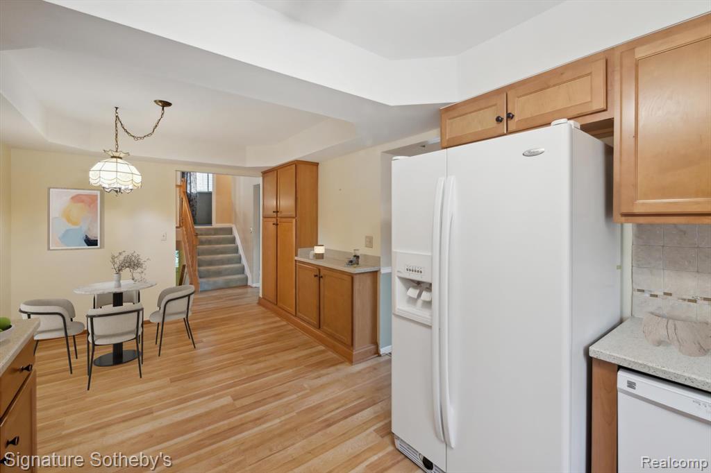 6142 Wedgewood Road, Canton, MI 48187 — Photo 13