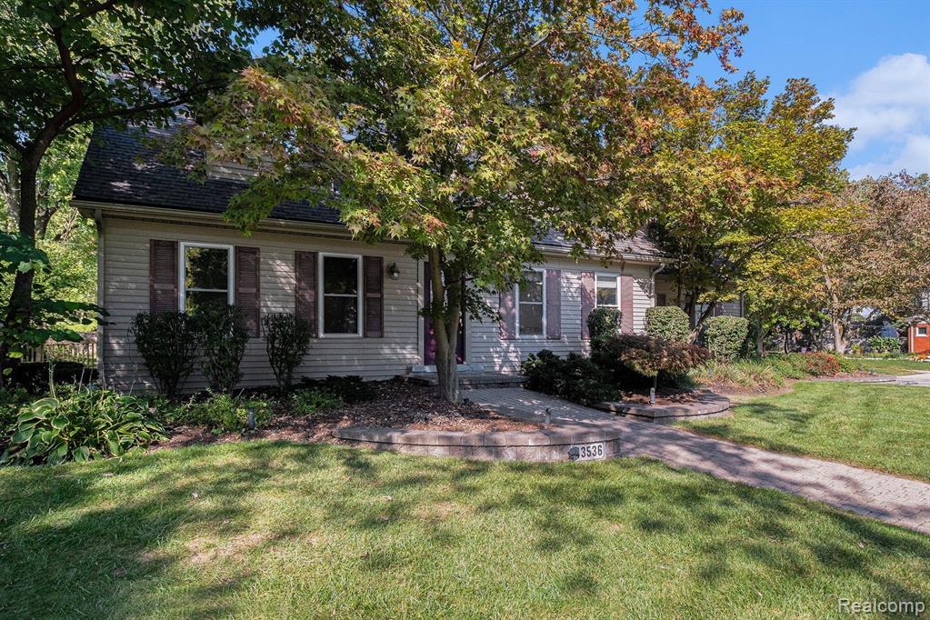 43536 Galway Drive, Northville, MI 48167 — Photo 2