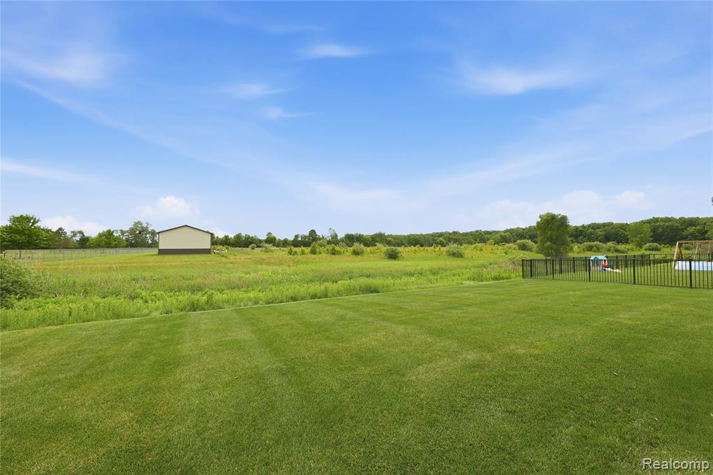 56626 Leeds Lane, Macomb, MI 48042 — Photo 5